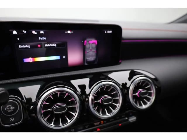 Mercedes-Benz CLA 200 AMG Line Coupé