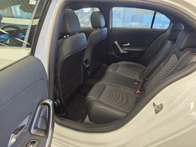 Mercedes-Benz A 200 Progressive