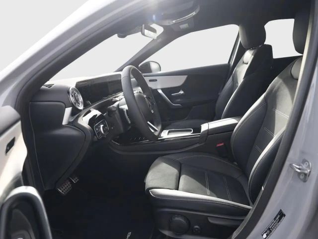 Mercedes-Benz A 200 AMG Line