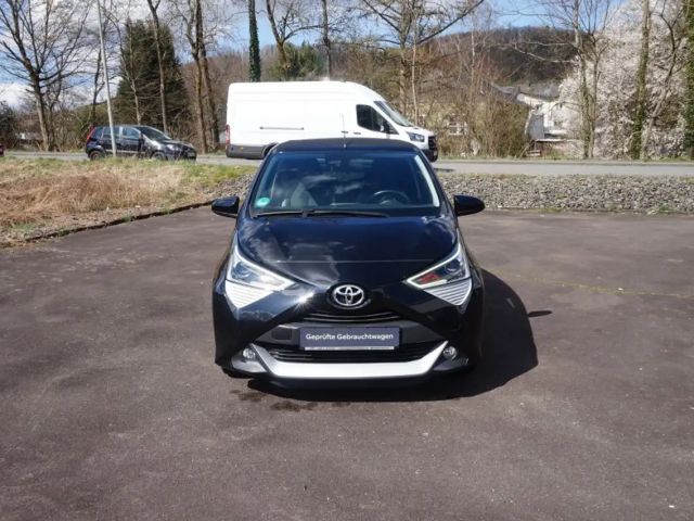 Toyota Aygo X Play Team D