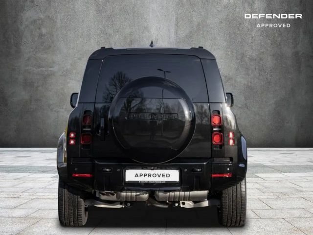 Land Rover Defender 110 D300 Dynamic HSE