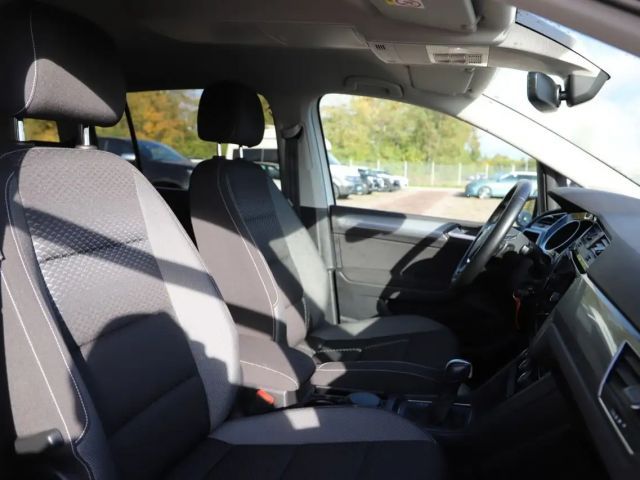 Volkswagen Touran 1.5 TSI DSG