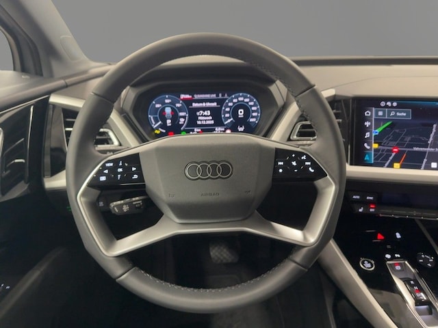 Audi Q4 e-tron SUV 45 e-tron Audi Q4 e-tron