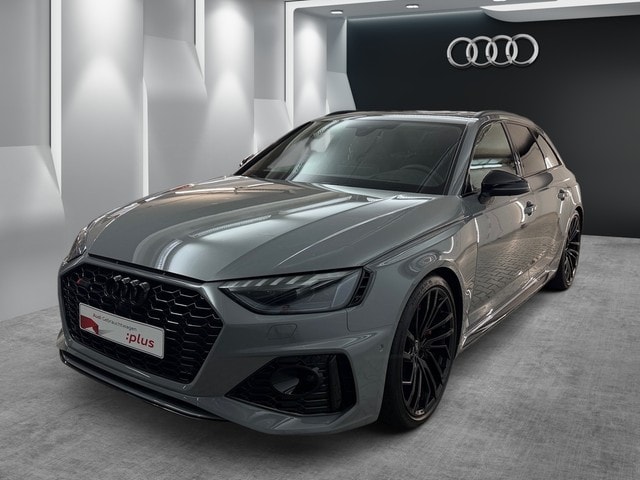 Audi RS4 Avant Quattro
