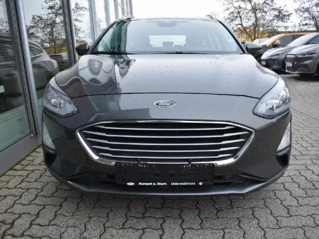 Ford Focus Cool & Connect