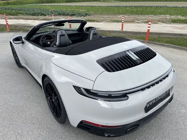 Porsche 911 4 Cabrio Carrera GTS