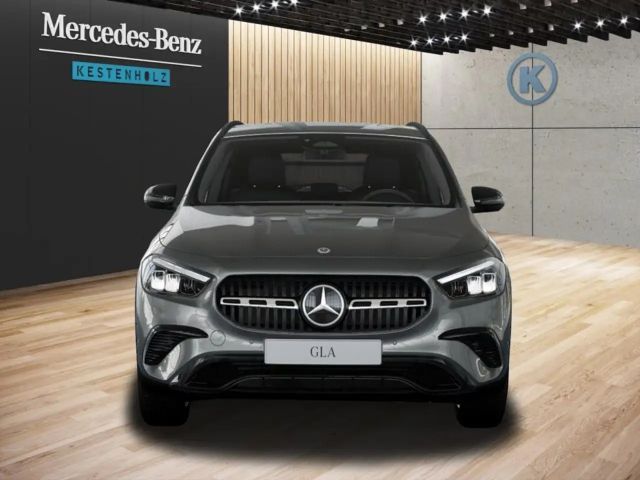 Mercedes-Benz GLA 180 Progressive