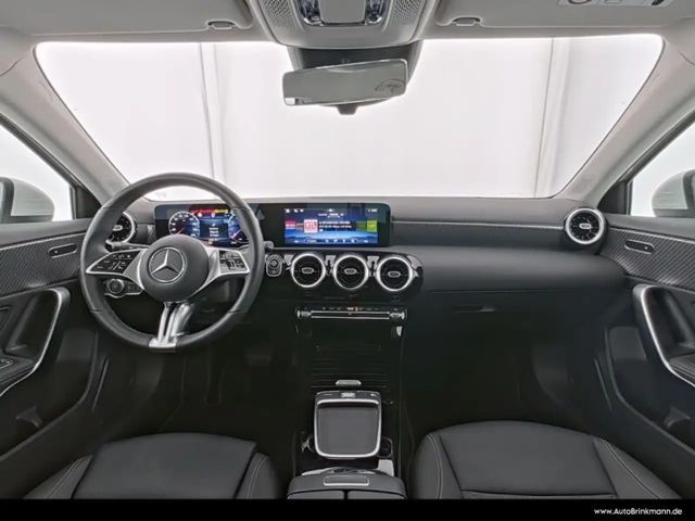 Mercedes-Benz A 180 A 180 ADVANCED/AHK/TOTW./LED/KAMERA/WINTER SHZ