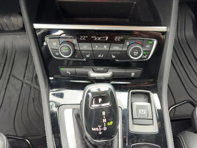 BMW 218 218d Sport Line xDrive