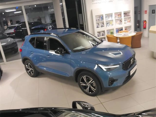 Volvo XC40 Dark Plus