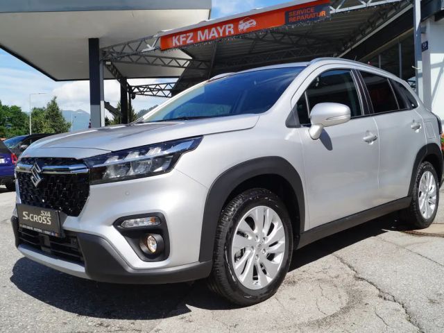Suzuki S-Cross AllGrip Hybrid