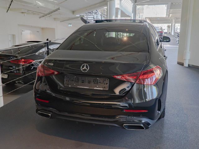 Mercedes-Benz C 200 AMG Line Sedan