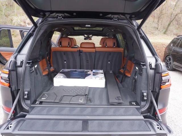 BMW X7 M 60i Frozen Black LCI AHK Carbon SkyLounge ACC 360K