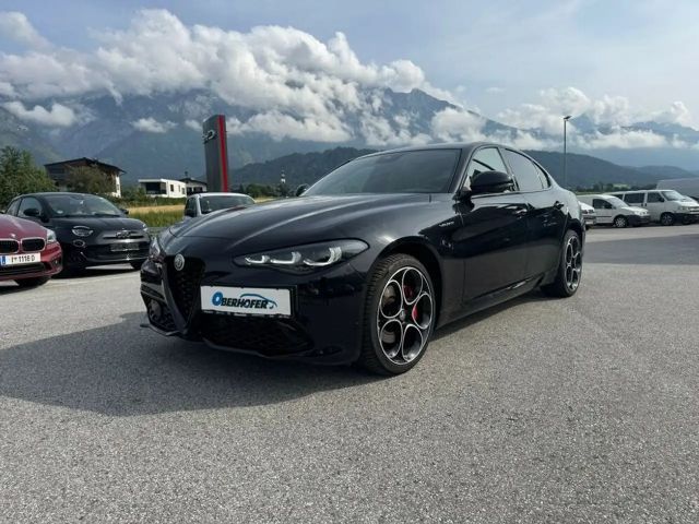 Alfa Romeo Giulia AT8 Q4 Veloce