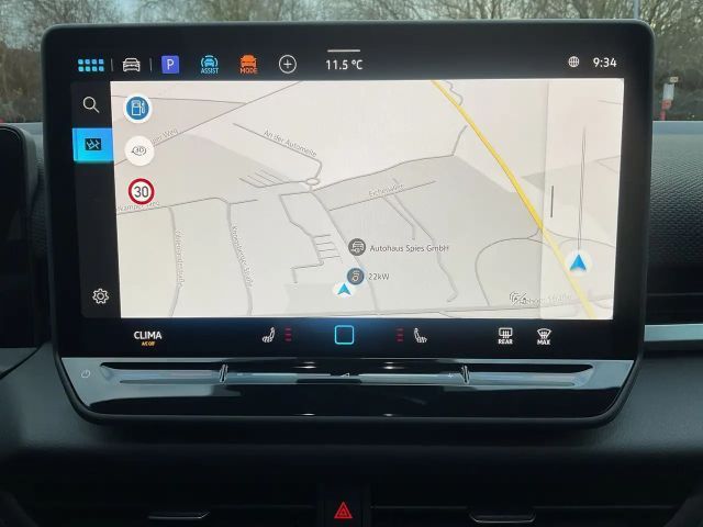 Volkswagen T-Roc 1.5 eTSI DSG R-Line