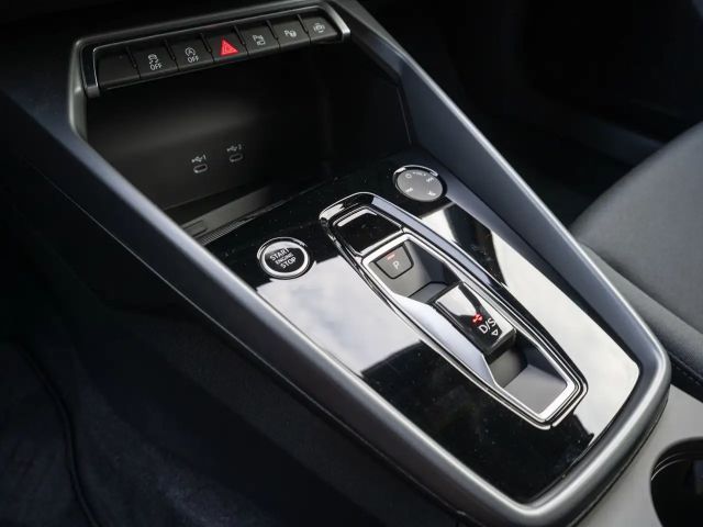 Audi A3 30 TFSI Sedan