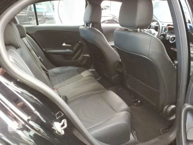 Mercedes-Benz A 250 MBUX*S.dach*360*Memory*SHZ*Leder*ST-heiz*