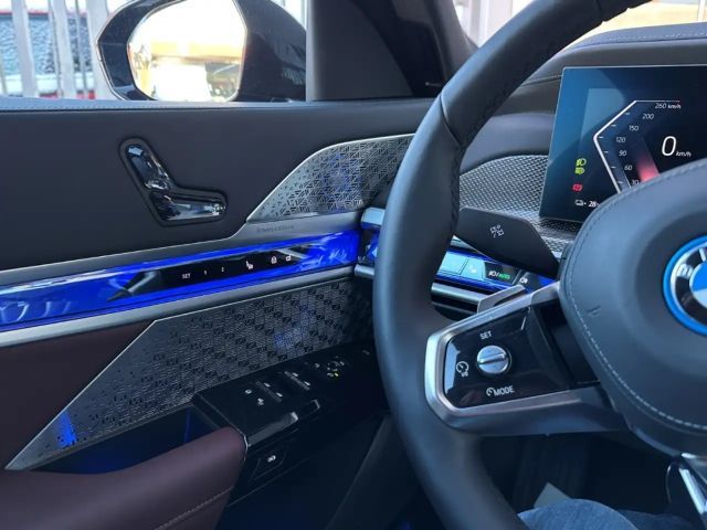 BMW i7 M-Sport Sedan