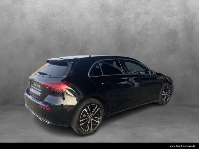 Mercedes-Benz A 180 Progressive