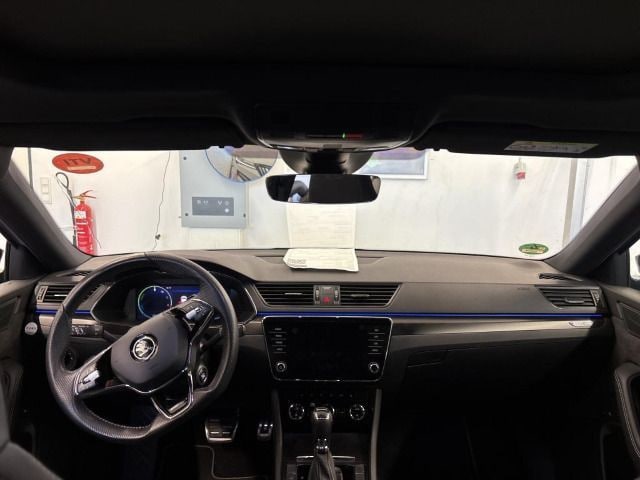 Skoda Superb Combi Sportline iV