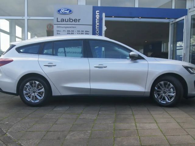 Ford Focus Titanium Wagon