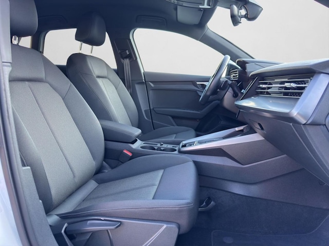 Audi A3 35 TDI S-Line S-Tronic Sportback