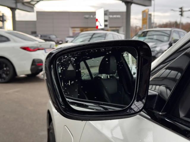 BMW 330 330e M-Sport Touring