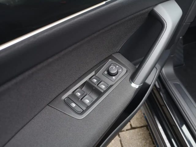 Volkswagen Touran 1.5 TSI DSG Highline R-Line