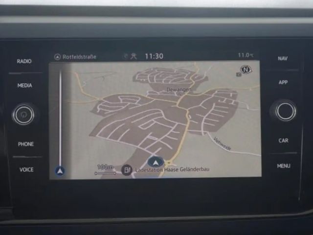 Volkswagen Polo POLO 1,0 TSI 110 PS UNITED NAVI KAMERA SHZ PDC APP