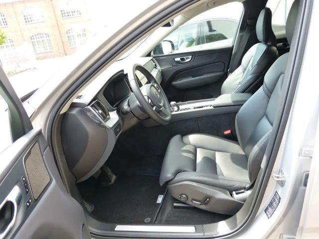 Volvo XC60 Dark Plus