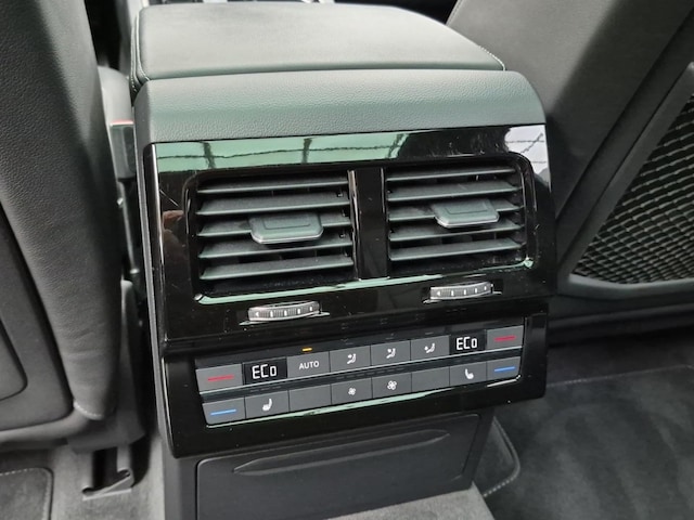 Volkswagen Touareg 3.0 V6 TSI R-Line