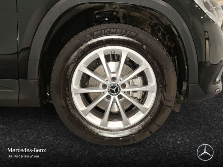 Mercedes-Benz GLA 180 GLA 180