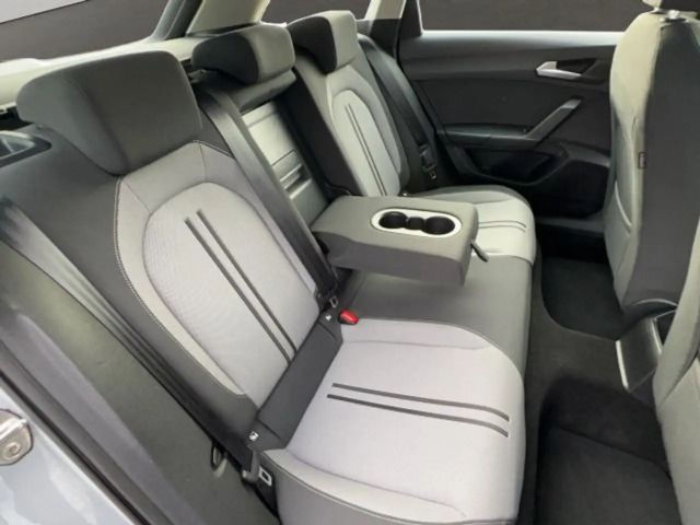 Seat Leon 2.0 TDI DSG Sportstourer Style