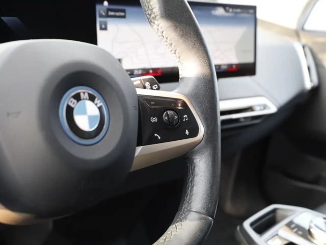 BMW iX xDrive50