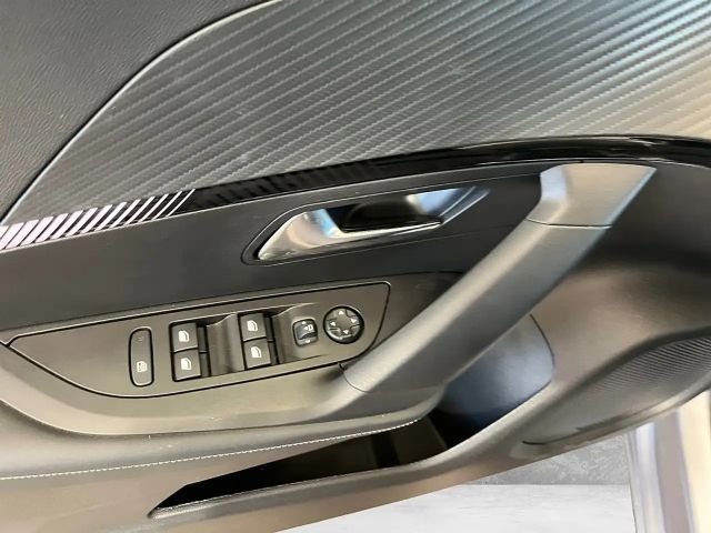 Peugeot 2008 Allure Pack PureTech