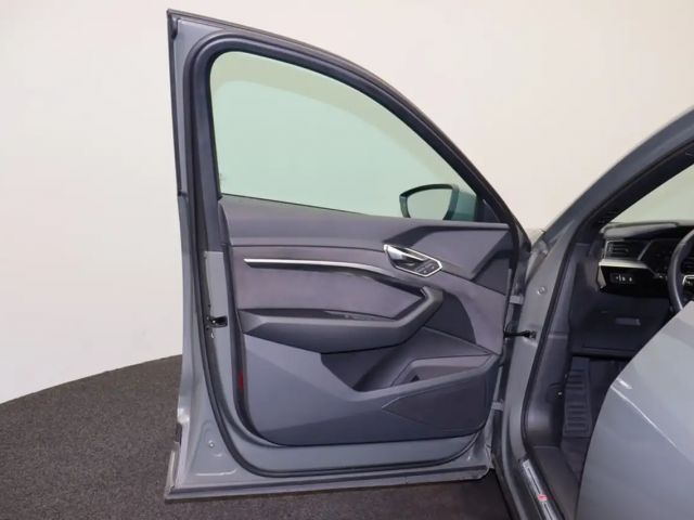 Audi Q8 e-tron 50 Quattro S-Line