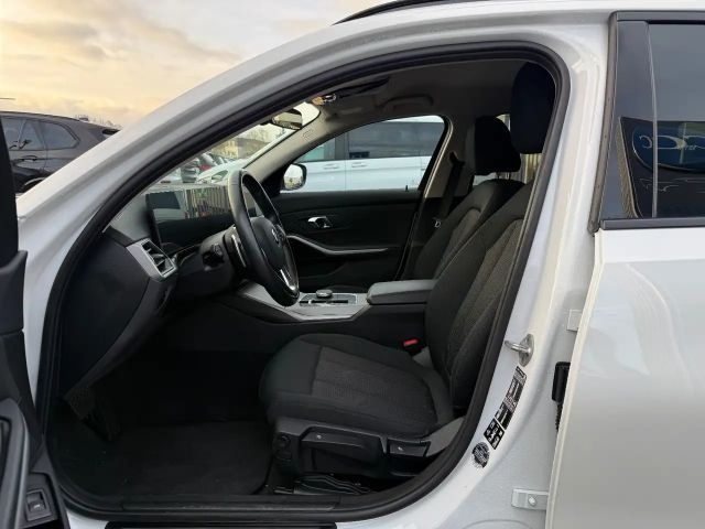 BMW 320 320d Touring xDrive