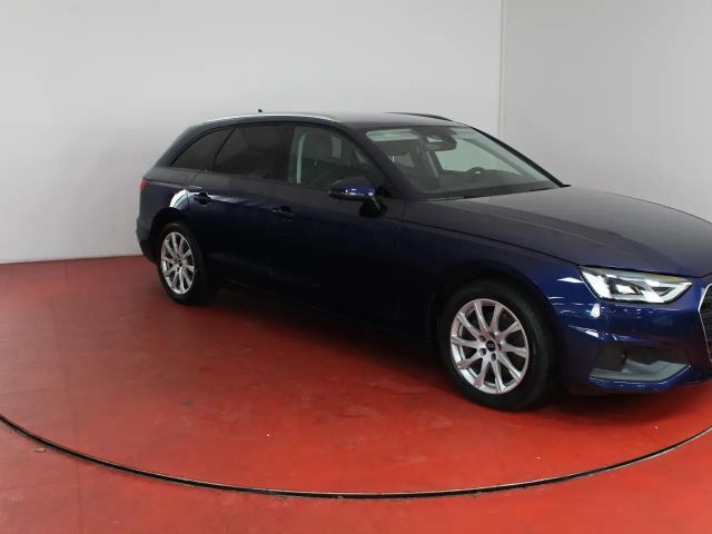 Audi A4 35 TDI Avant S-Tronic