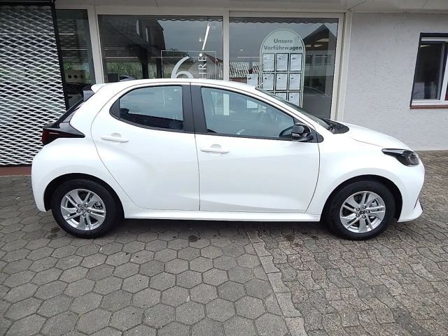 Mazda 2 Hybrid 1.5L Hybrid VVT-i 116 FWD Centre-Line