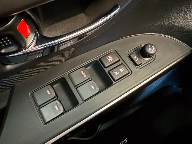 Suzuki S-Cross AllGrip Hybrid