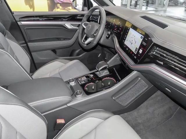 Volkswagen Touareg 4Motion R-Line