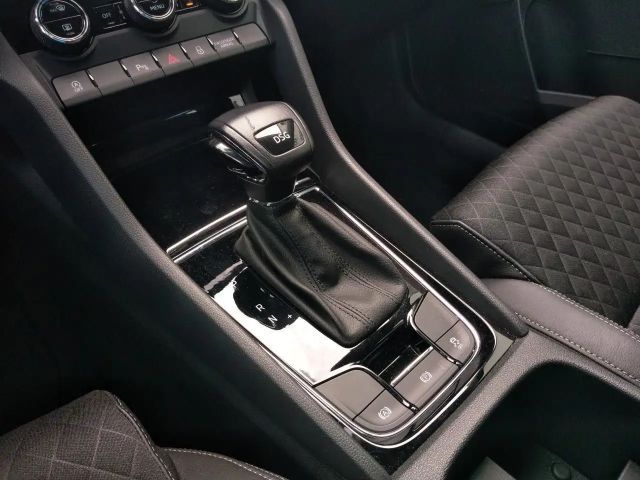 Skoda Karoq Style Style