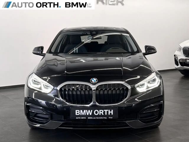 BMW 118 118i Sedan