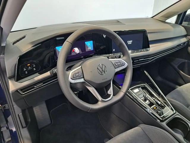 Volkswagen Golf DSG Style Variant