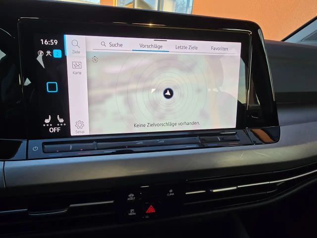 Volkswagen Golf Life