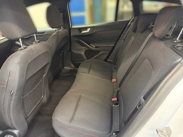 Ford Focus ST Line Wagon