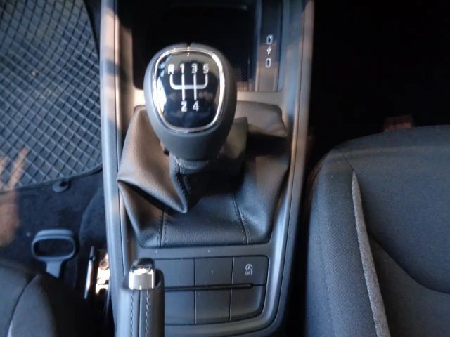 Skoda Scala Essence TSI