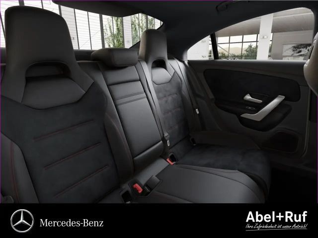 Mercedes-Benz CLA 200 AMG Line Coupé