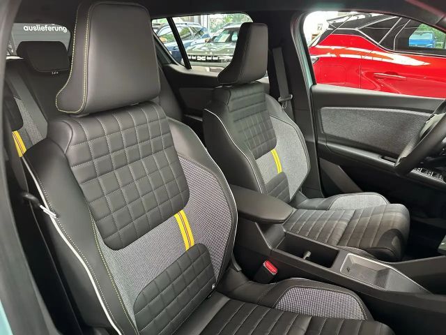 Renault 4 Comfort E-Tech Iconic