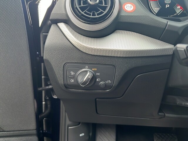 Audi Q2 35 TFSI S-Tronic